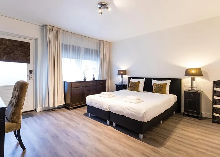 호텔 De Duif - Keukenhof 리쎄